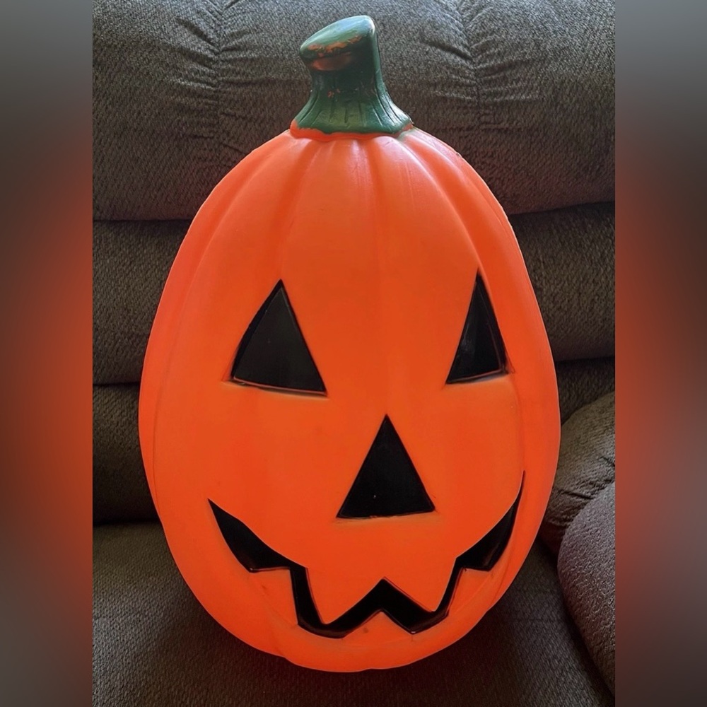 Vintage Empire Halloween 22" Pumpkin Jack-O-Lantern Lighted Blow Mold WORKS READ